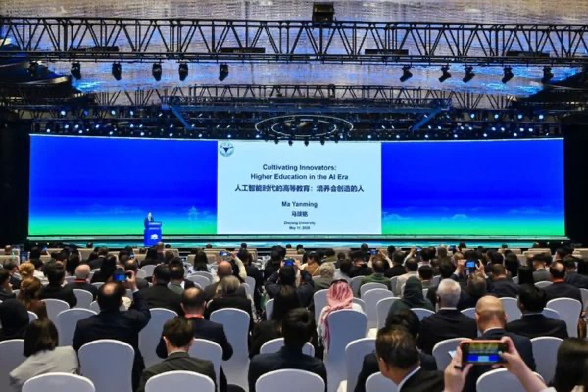 Artificial intelligence reshapes education at Zhejiang University